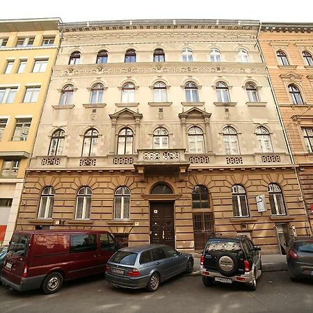 BpR Oktogon Center Apartment Boedapest Buitenkant foto