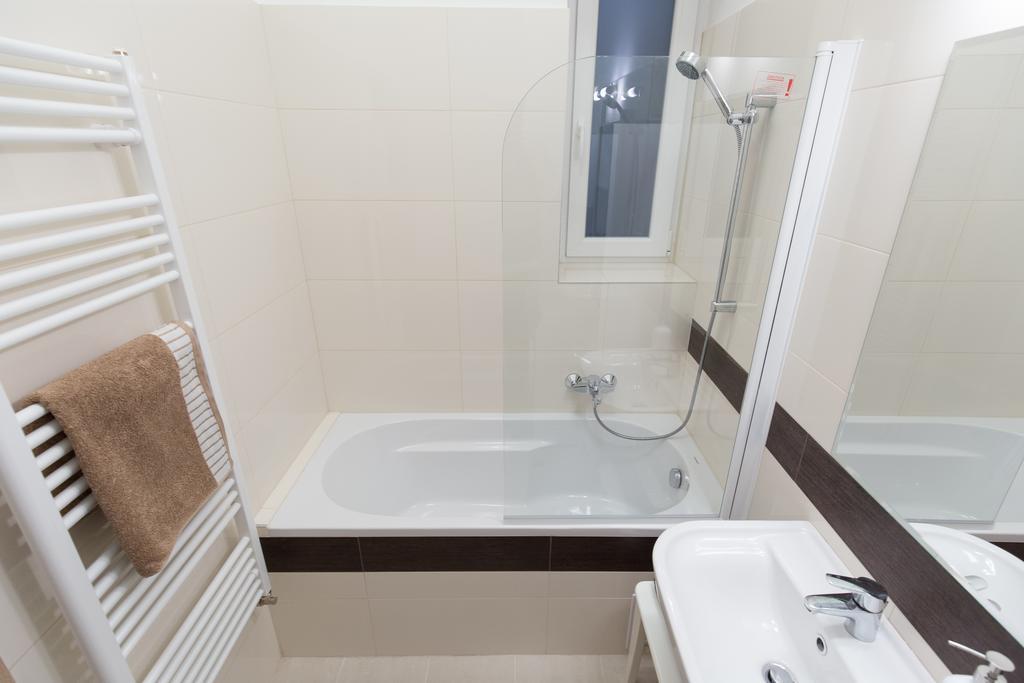 BpR Oktogon Center Apartment Boedapest Buitenkant foto
